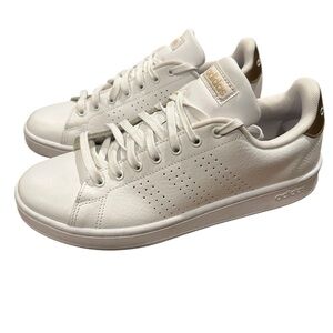 Adidas Women's Advantage Sneaker